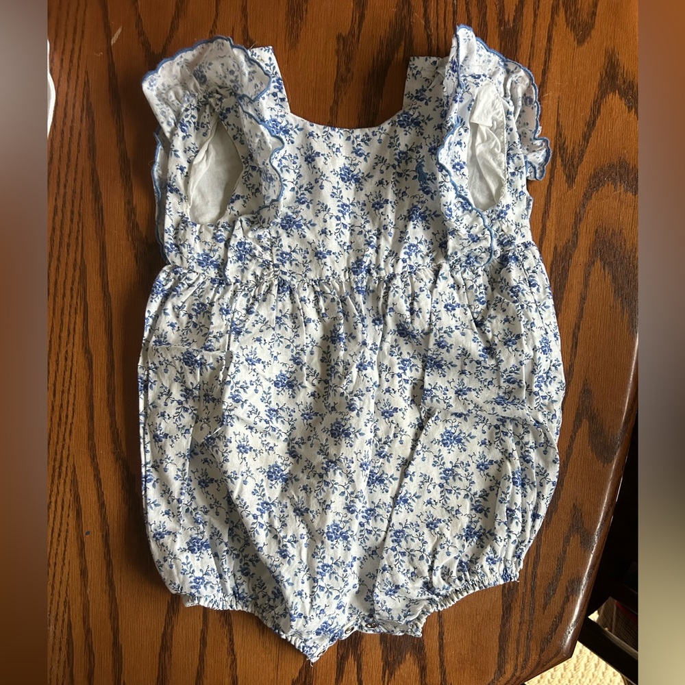 Ralph Lauren baby bubble. Worn once. Perfect condition size 12 M